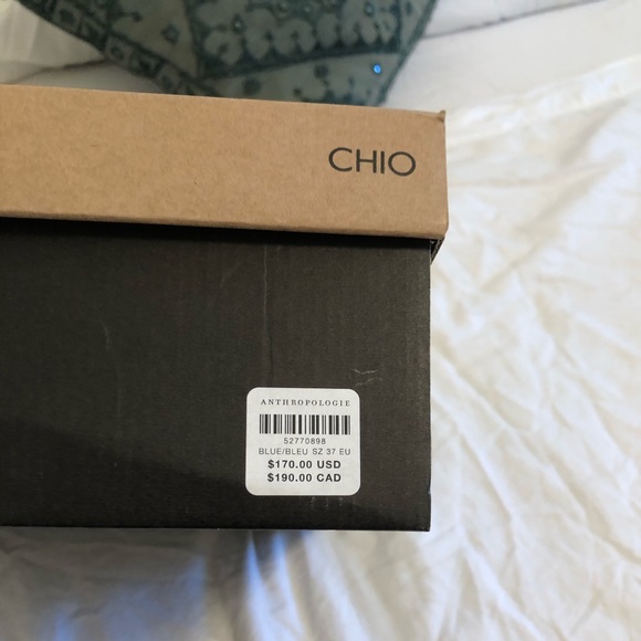 Western-style Ankle Booties - Picture 3 of 8